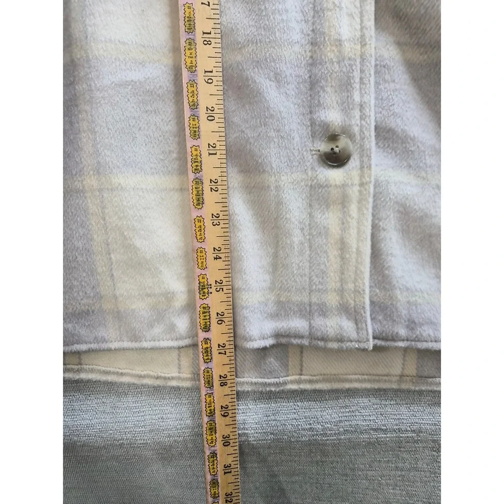 Old Navy Shacket Jacket Womens Large Cream Yellow Plaid Fleece Button Front